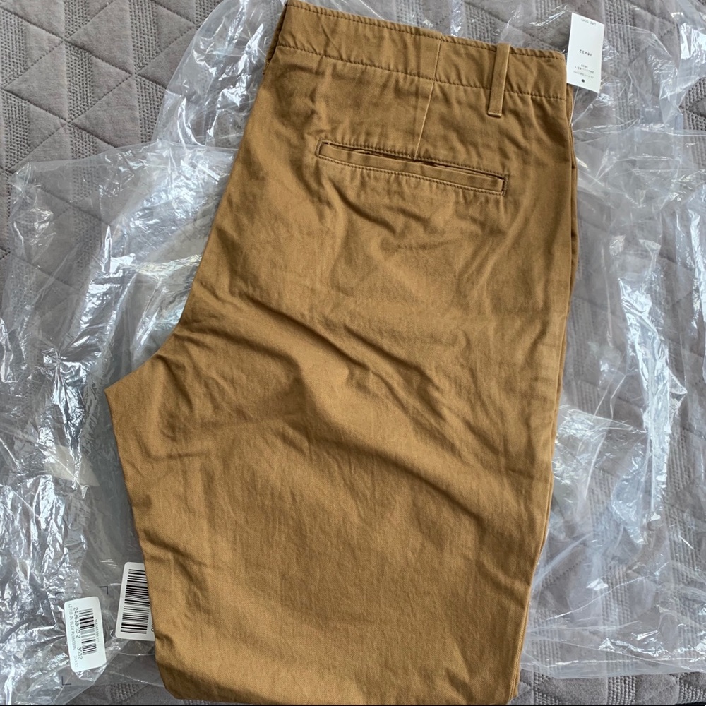 NWT Men’s “lived in slim” in palomino brown 35x32